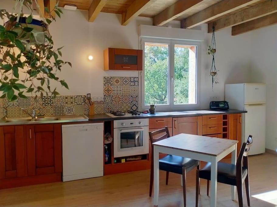 Gite A La Ferme Questembert Exterior photo